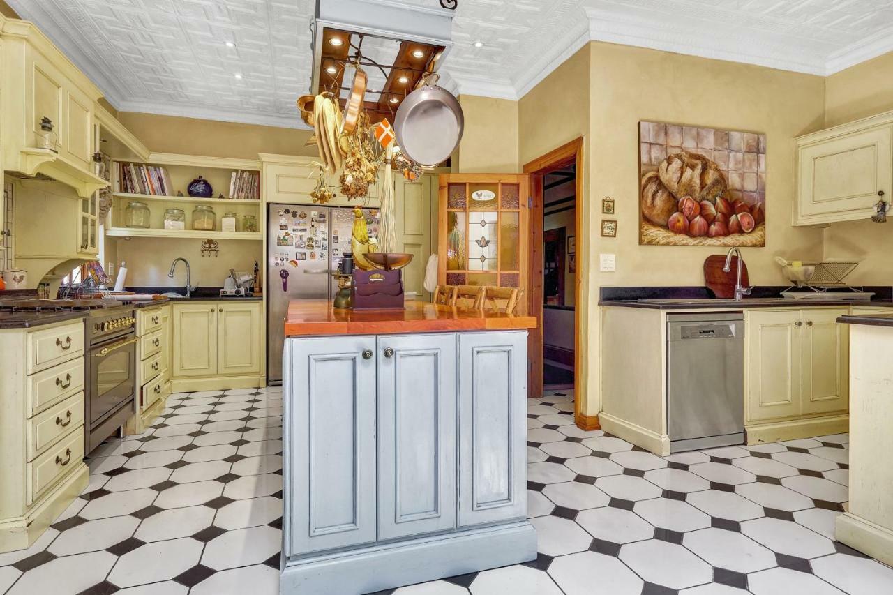 Doveton House Bed and Breakfast Johannesburg Buitenkant foto